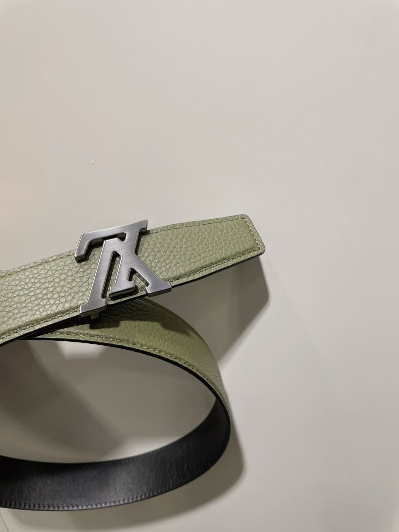 l0vis Vvtt0n belts